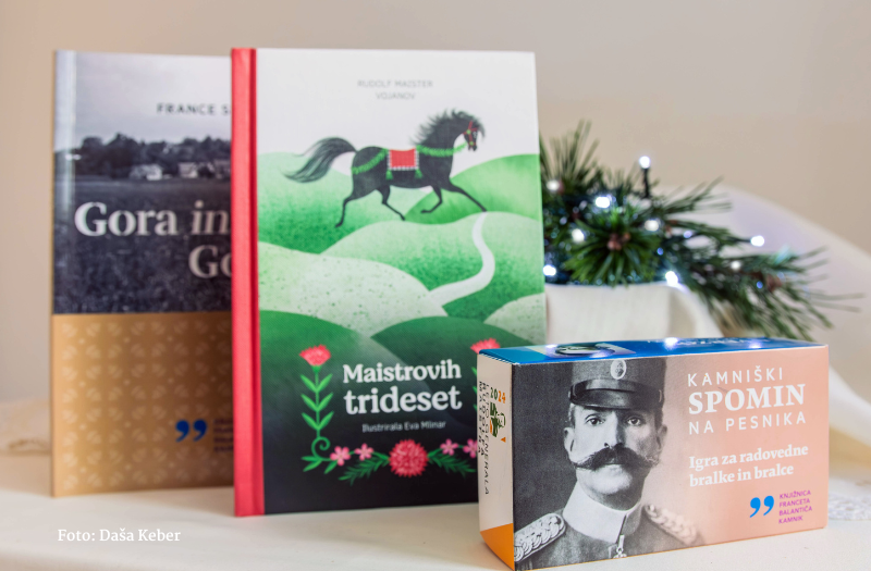 Po praznično darilo v knjižnico