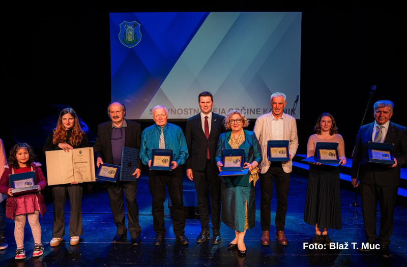 Mag. Breda Podbrežnik Vukmir je prejela zlato priznanje Občine Kamnik
