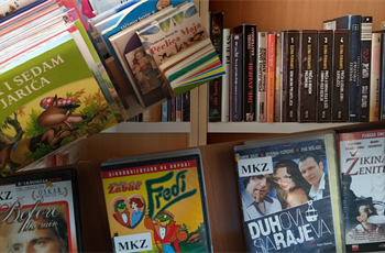 Medkulturna zbirka